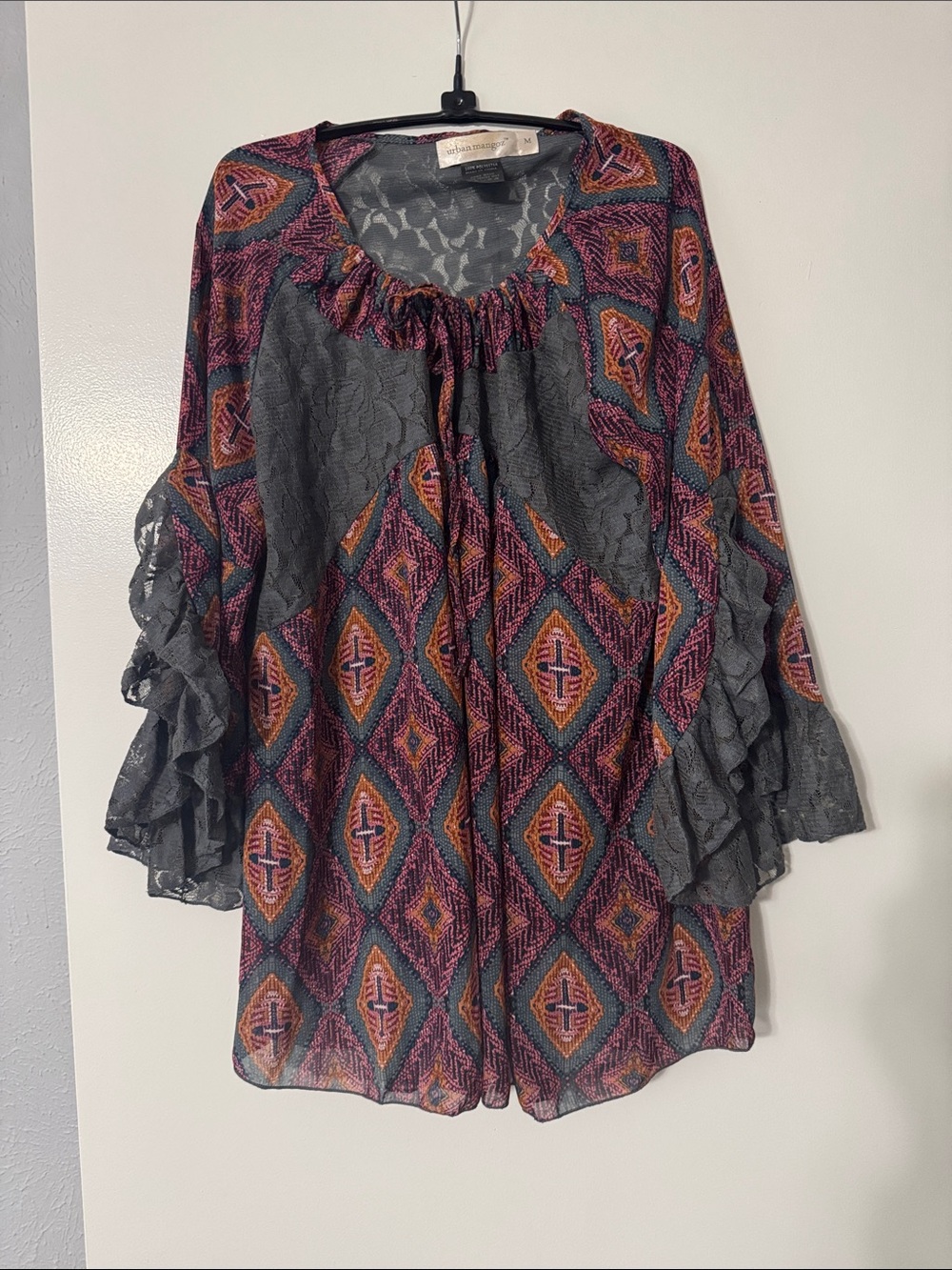 Urban Mangoz Boho-Print Ruffled Sleeve Women’s Tunic - Gray & Pink